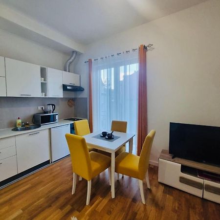 Apartment Dora Cetinje Eksteriør bilde
