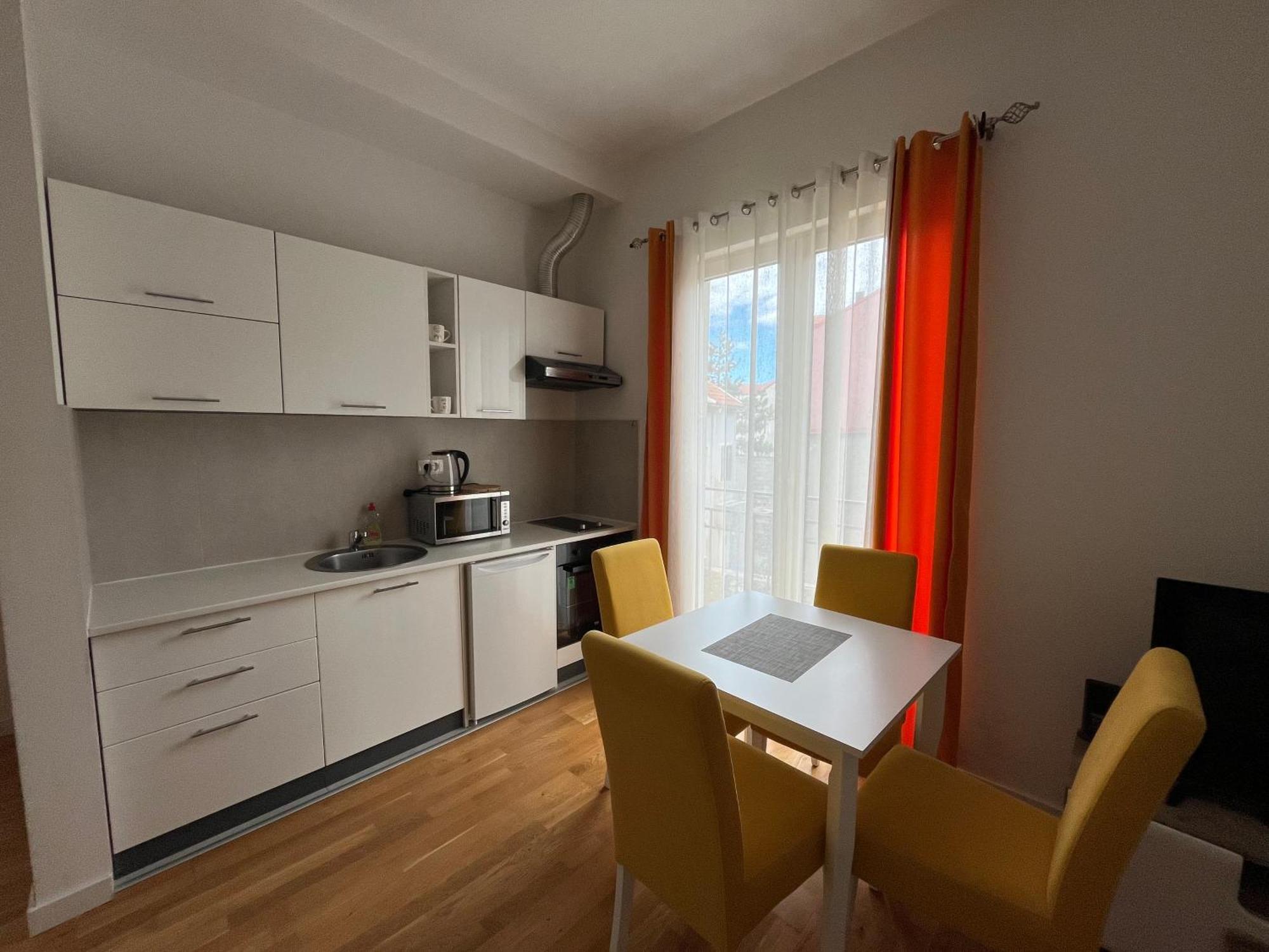 Apartment Dora Cetinje Eksteriør bilde